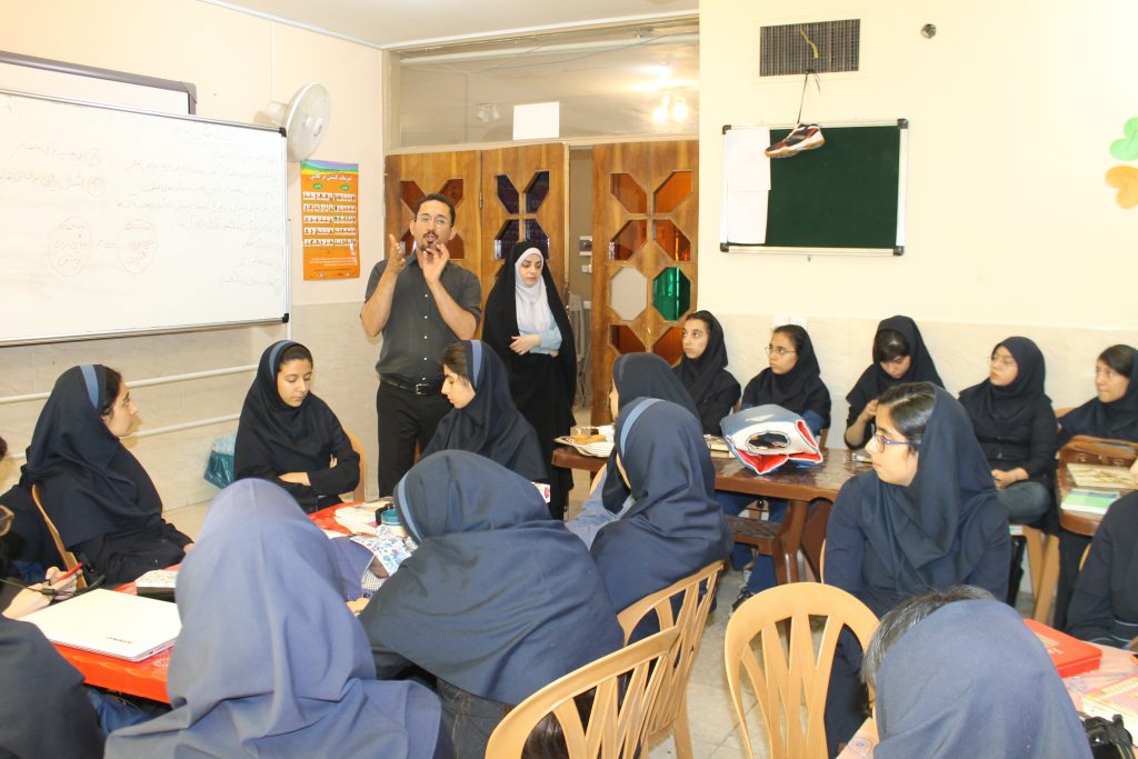 کارگاه تابستانه تفکر طراحی در مدرسه